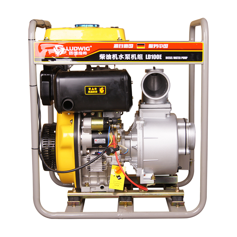 UM-ZF100